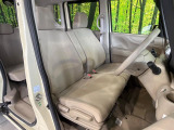 運転席シート廻りは使用感も少なく、良好な状態となっています。丁寧に使われていたことがよくわかりますね。