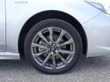 SUBARU認定U-Carは、全車12ヶ月点検、車検などの法定点検を実施。スバル専門メカニックが確かな技術で最大88項目にわたりチェックしており品質、安心を支えます!