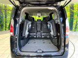 普段のお買い物や通勤、送迎等に十分な荷室スペースを確保しております。セカンドシートを倒すと、大きな荷物の積載も可能です♪