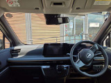 運転席周りの視界もよくハンドルも軽い取り回しなのですごく運転がしやすい車です。