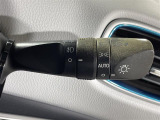 【オートライト(AUTO)】外の明るさをシステムが感知して、自動でヘッドライトが点灯します!ヘッドライトをつけ忘れを防ぐ便利機能です。