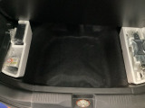 荷室の床下に用意した、もうひとつの収納スペース。サブトランクは、ふだんはあまり使わない荷物を入れておくのに便利です。