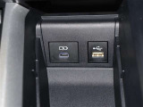 携帯の充電もばっちり!USBポート装備