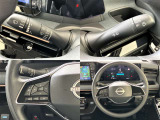 ステアリングスイッチでオーディオ操作が手元でできるので、ハンドルから手を離さずに運転できます。