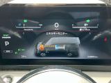 ☆視認性の良いメーターには、燃費情報など運転をサポートする様々な情報を表示します☆