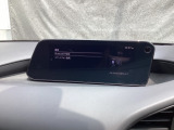 Bluetoothに接続することで、スマートフォンに入っている音楽アプリを車内で楽しめたり、通話が出来ます♪
