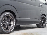 【新車ハイエースワゴンGL/FLEX内装架装Ver1/2WD】収納可能なハーフベッドキッド!【全国納車可能】
