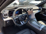 当社の車両は検査員による厳格な検査を行います!機関系はもちろん、骨格部位修復歴や外板パネルの交換歴・板金塗装歴などを十分に確認した上で、基準に達した車両のみを取り扱います!!