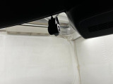 ドラレコ付きです。あおり運転の抑止にもなるので、付いてると心強いんです。