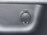 シガーソケット用の充電器が使用可能です!