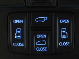 両側電動スライドドアを装備しております。