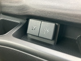 当店は仕上げ業者と提携して、車両の仕上げを行っております。磨き、ルームクリーニング、ヘッドライト磨き、を一貫して行っております。