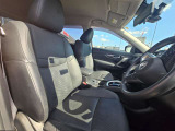 体にフィットし運転する楽しさを感じられるシートです