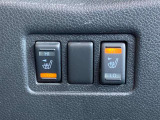 運転席・助手席のシートヒータースイッチです。