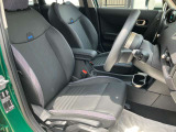 室内は大変綺麗に扱われており、タバコも吸われていない為、車両以外の臭いは感じられません。禁煙車両をご希望の方はこちらのお車をお奨め致します。