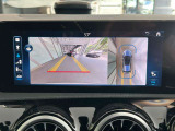 バックカメラにより駐車時の後方確認も楽にできます。