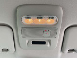 SOSコールスイッチです。NissanConnectにご加入していただくとご利用いただけます。