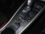 自動のパーキング&フットブレーキ付です。運転が楽になり、大変便利ですよ。