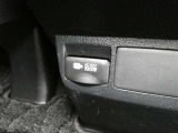 ノートパソコンなど家庭用電源の電化製品が100Wまで使用できます。