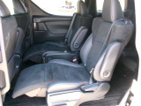 オットマンを装備しています。ロングドライブも快適ですね!