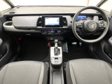 ■インパネ周り■目立った汚れもなく、綺麗な状態です!ご納車前には再度ルームクリーニングを実施させて頂きます。