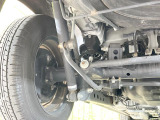 お車を安心してお乗りいただく為には、足回りの定期点検が欠かせません。サービスサポート(有償保証)では無料点検もご提供しており、安心のカーライフをお過ごしいただけるサポート体制が整っています。