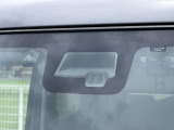 [衝突被害軽減装置]デュアルセンサーブレーキサポート!前方の車両を感知する安全性能の高いお車です☆