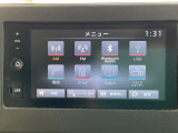 日産純正ディスプレイオーディオ搭載。AM/FMラジオ、Bluetooth、ハンズフリー通話に対応。USB接続でApple CarPlay・Android Autoが利用でき、ナビや音楽アプリが使えます!