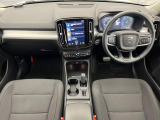 XC40 B4 モメンタム 
