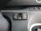 <電動スライドドア>車内から開閉できる電動スライドドアスイッチ♪ドアノブでも開閉できますが、お子様の乗降にはお父さん、お母さんの愛情をプラスして開閉してあげてください(*^_^*)