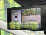 【アラウンドビューモニター】専用のカメラにより、上から見下ろしたような視点で360度クルマの周囲を確認することができます☆死角部分も確認しやすく、狭い場所での切り返しや駐車もスムーズに行えます。
