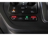 シートヒーター装備車両♪♪寒い冬はもちろん♪肌寒い春先・秋口まで活躍してくれるあると嬉しい装備です♪♪