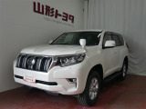 大人気SUVのプラドです!迫力ある外観に雪道も安心の4WD。アウトドアにもピッタリな1台です♪