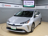 トヨタ認定中古車の安心感はそのままに、まるごとクリーニングと同等商品の当社「キラリフレッシュ」を簡素化し、お買い求めやすくした商品が、「トヨタ認定中古車ライト」です。