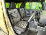 運転席シート廻りは使用感も少なく、良好な状態となっています。丁寧に使われていたことがよくわかりますね。