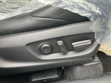 運転席パワーシート。微調整が可能です