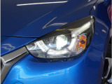 【LEDヘッドライト】省電力で長寿命の明るく運転しやすいLEDヘッドランプです。明るく照らすので暗い夜道からお客様を守ってくれます。お近くの広島マツダまでお越しください。