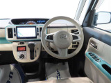 見通しのよいすっきりとした視界で、誰でも運転しやすいです。運転のしやすさは疲れにくさにも繋がりますよ♪
