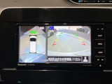 クルマを空から見たような映像が映る、アラウンドビューモニターで、車両周辺の安全確認も一目できます!小さなお子様や障害物も確認できるので、運転のしやすさだけでなく事故防止にも役立ち安心して駐車できます♪