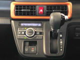 温度を設定すれば、自動で車内の温度管理をしてくれる優れものです♪ATミッションで運転楽々