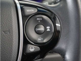 ◆アダプティブクルーズコントロール◆予め設定した車速内でクルマが自動的に加減速。前走車との適切な車間距離を維持しながら追従走行します。【LKAS】車線維持支援システムでステアリング操作を支援。