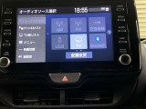 ディスプレイオーディオを装備。スマホとクルマをつなぐことでいろんなサービスが楽しめます。