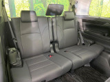 3列目シートはもちろん状態良好☆大人でもゆったりと座って頂けますので、大人数でのお出かけもラクラクです♪ご家族で、気の知れた仲間で、ドライブに行くのが楽しみですね♪