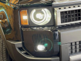 【丸眼LEDヘッドライト】スタイリッシュな見た目の丸眼LEDヘッドライトを装備♪スタイルだけでなく、夜間の走行も視界良好で安心してお乗りいただけます。