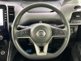 【クルーズコントロール】高速道路もラクラク走行。アクセルを離しても一定速度で走行ができ、長距離運転時の負担を軽減!加速・減速も簡単なスイッチ操作で調整できます。