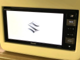 【純正ナビ】人気の純正ナビを装備。オーディオ機能も充実しており、Bluetooth接続すればお持ちのスマホやMP3プレイヤーの音楽を再生可能!毎日の運転がさらに楽しくなります!!