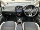 運転席周りの装備がご覧いただけます。展示場では実際にシートに座って確認していただけます。