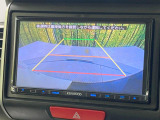 【バックカメラ】駐車時に後方がリアルタイム映像で確認できます。大型商業施設や立体駐車場での駐車時や、夜間のバック時に大活躍!運転スキルに関わらず、今や必須となった装備のひとつです!