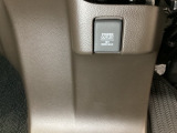 アクセサリーソケットはUSBのアダプターなどをつければ、スマホの充電にも使えます。