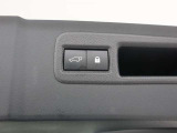 パワーバックドアはボタンで開閉致します